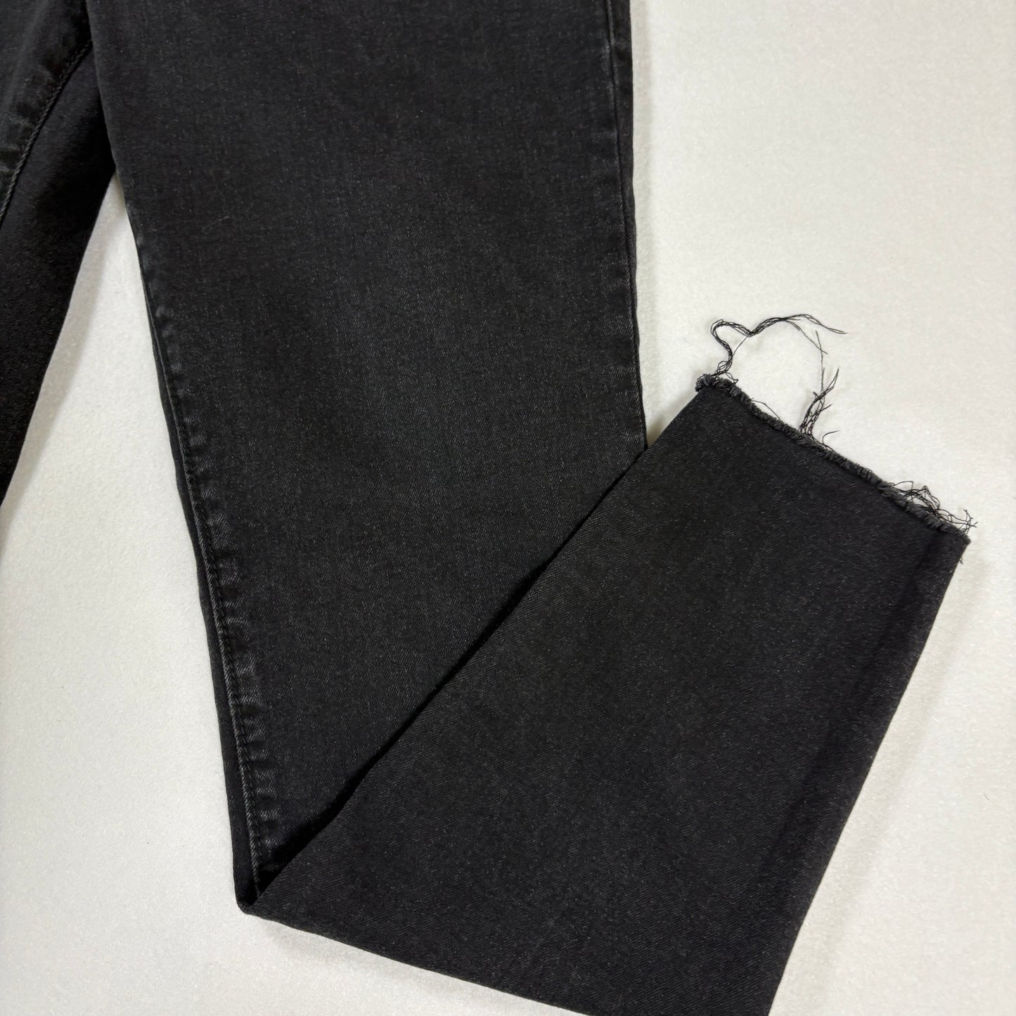 True Religion Colette Jeans Slim Straight Black Frayed Hem Size 32 Men’s Denim