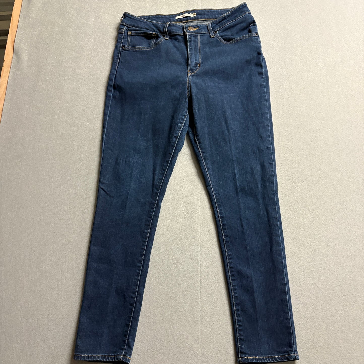 Levi's 710 Super Skinny Jeans W31 L30 Fits Like 30x27 Stretch Dark Wash