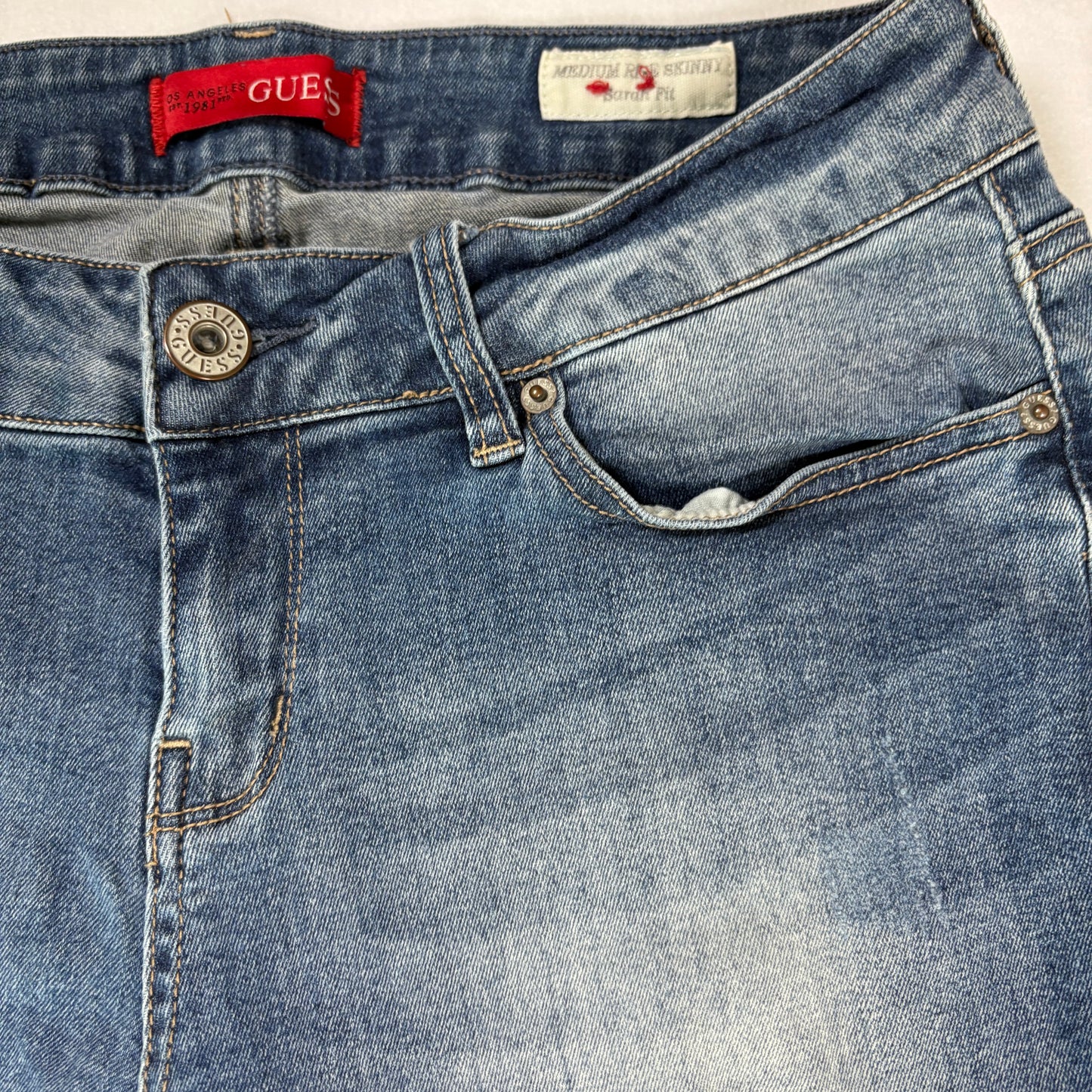 Guess Jeans Women’s Distressed Skinny Medium Rise Stretch Blue Denim Size 31