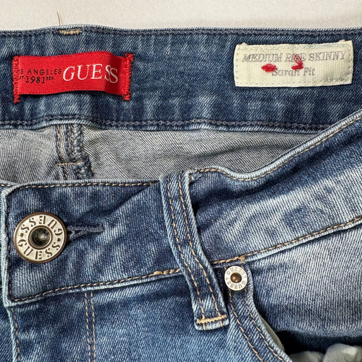 Guess Jeans Women’s Distressed Skinny Medium Rise Stretch Blue Denim Size 31