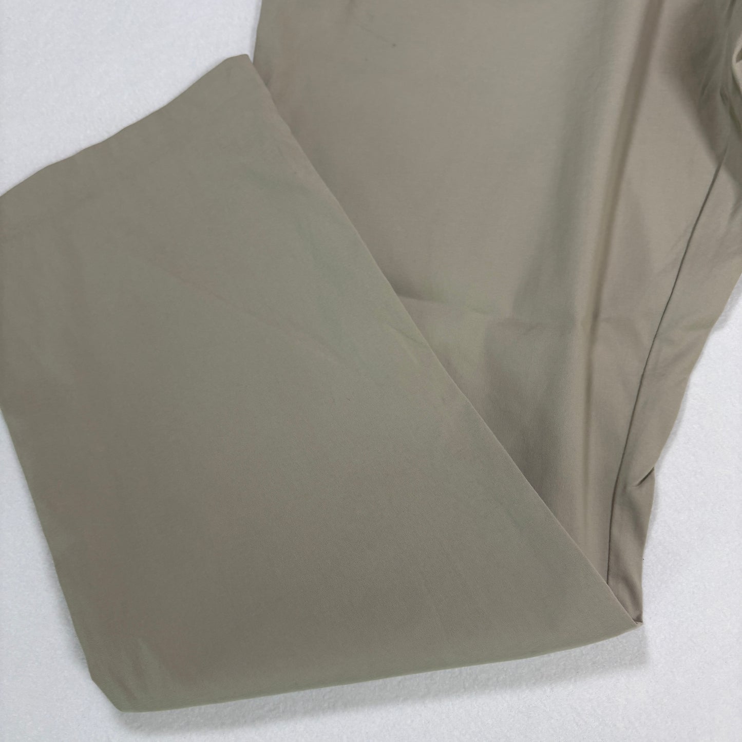 Tommy Hilfiger Pants 38x30 Sport Flat Front Khaki Chino Classic Stretch