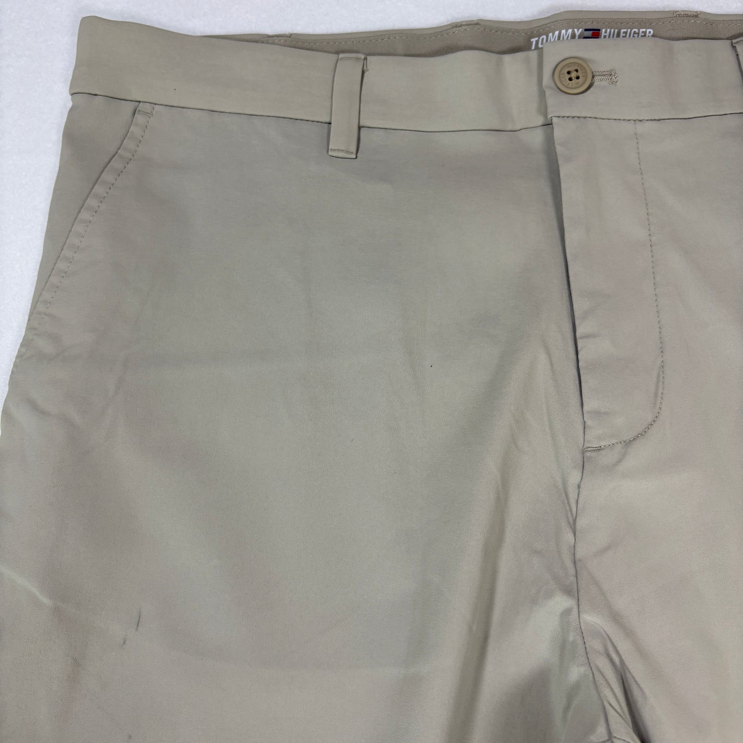 Tommy Hilfiger Pants 38x30 Sport Flat Front Khaki Chino Classic Stretch