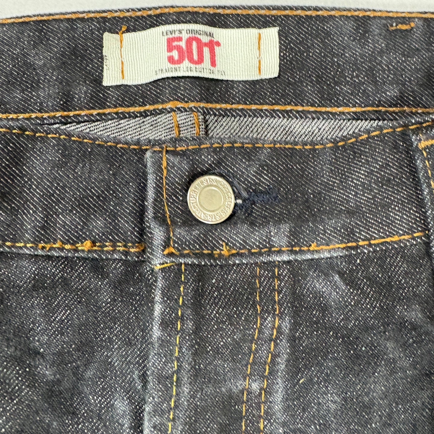 Levi’s 501 Jeans 42x30 Button Fly Original Fit Dark Wash Straight Leg Denim