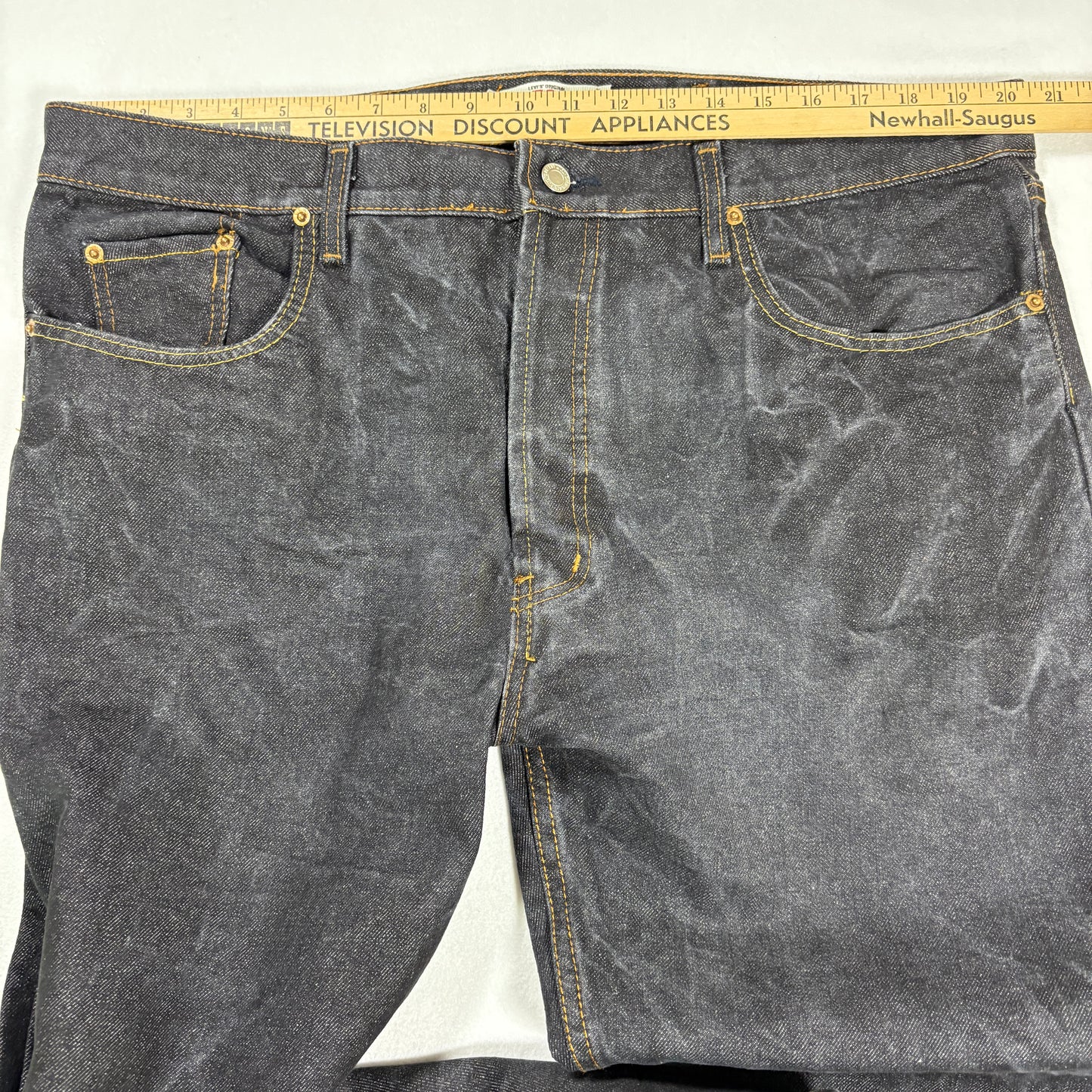 Levi’s 501 Jeans 42x30 Button Fly Original Fit Dark Wash Straight Leg Denim