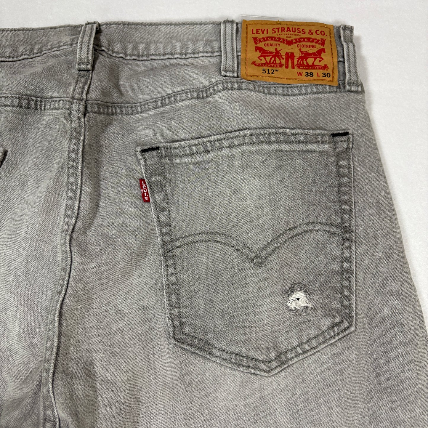 Levi’s 512 Jeans 38x30 Gray Slim Taper Distressed Stretch Denim Casual