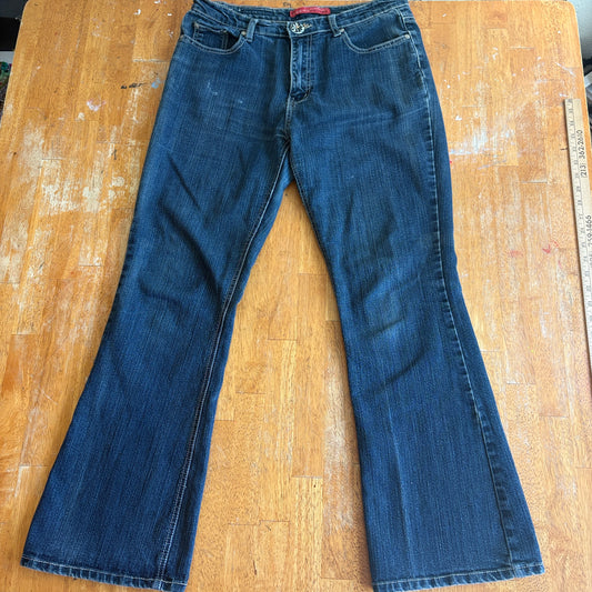 Flare Bootcut Jeans Y2K Cosmopolitan Womens Size 12 Fits Like 32X30 Dark Wash