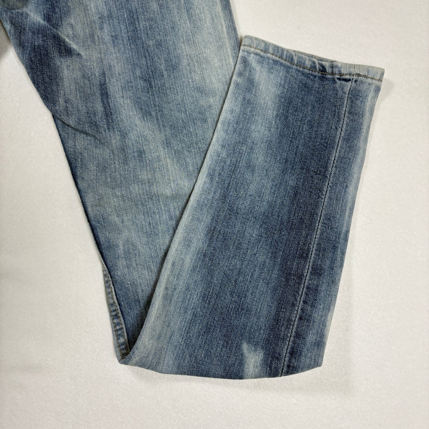 Levi’s 510 Jeans 30x32 Light Wash Skinny Fit Stretch Denim Distressed Label