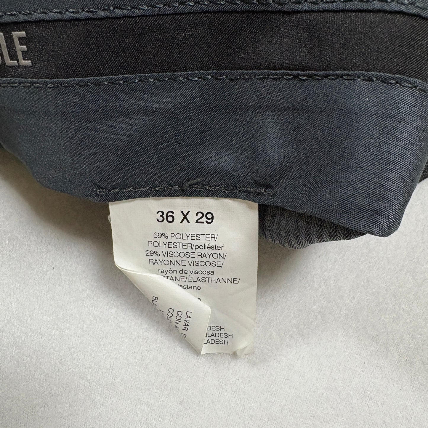 Kenneth Cole Reaction Pants 36x29 Gray Plaid Dress Slacks Flat Front Stretch