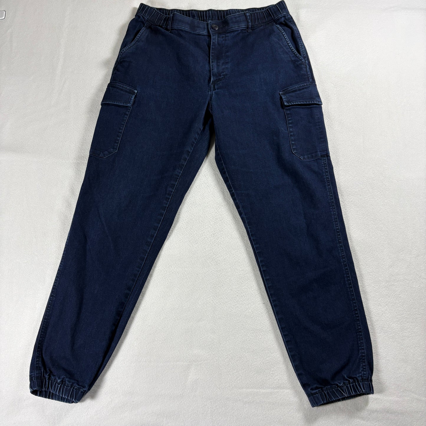 Uniqlo Mens Medium 30-33 Jogger Cargo Jeans Dark Wash Stretch Streetwear Elastic