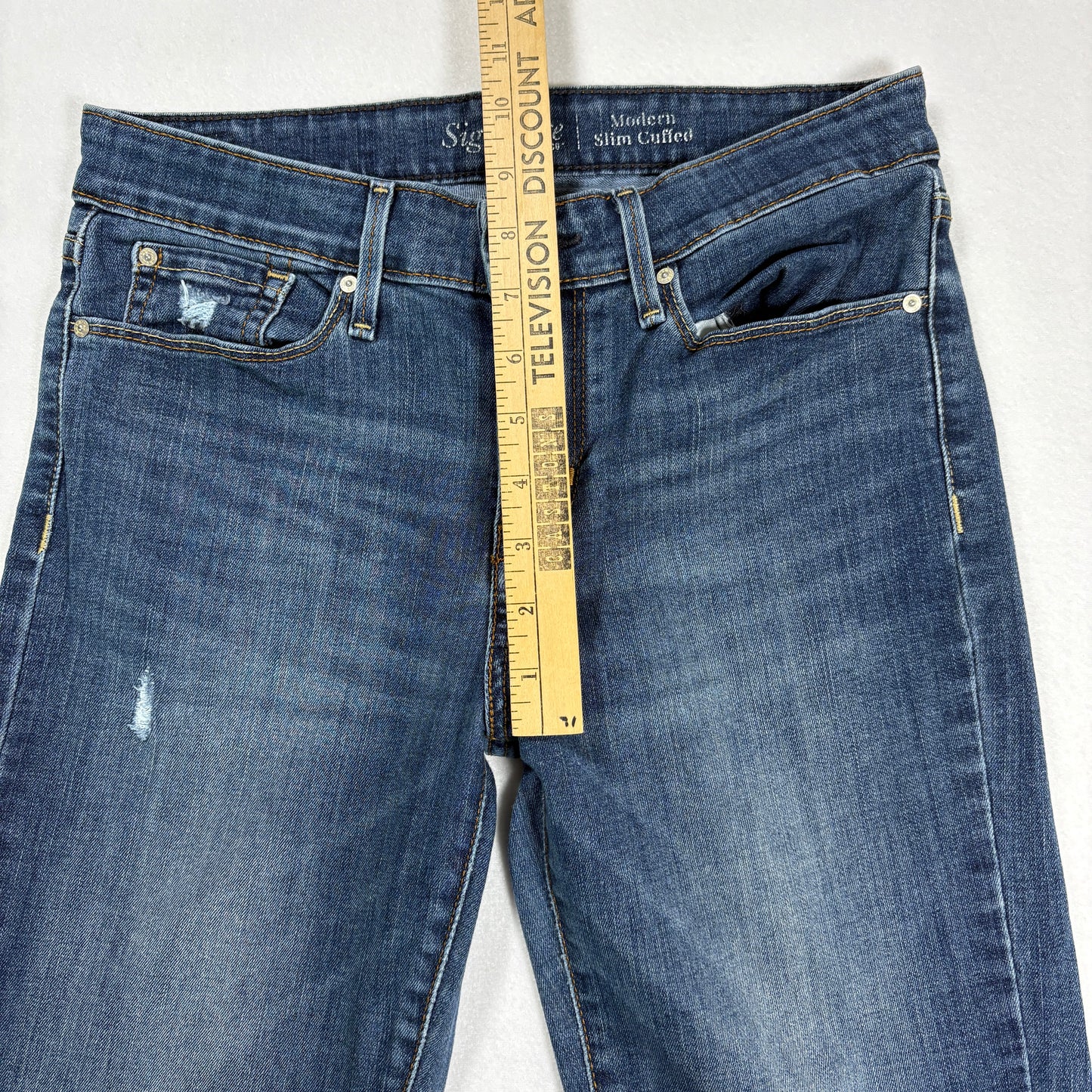 Levis Signature Womens Jeans Size 6 W28 Straight Leg Blue Denim Classic Vintage