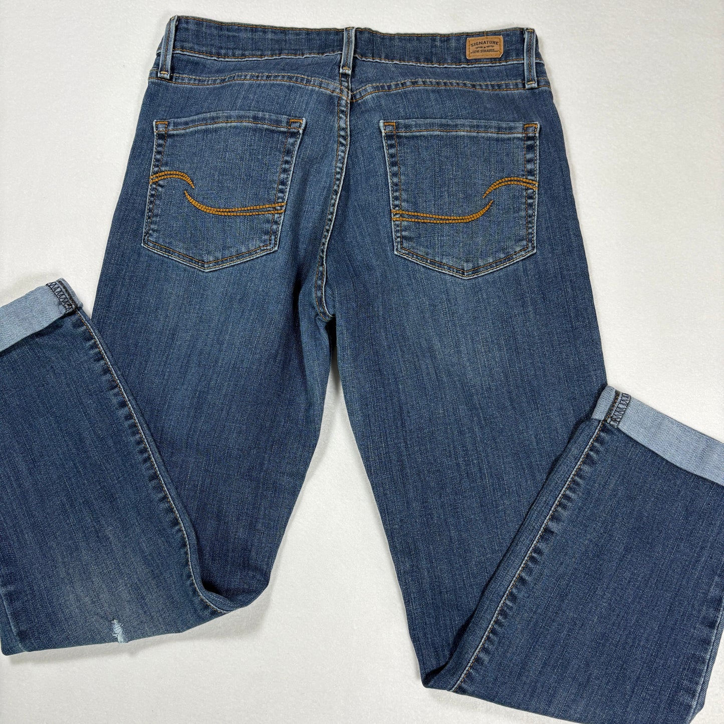 Levis Signature Womens Jeans Size 6 W28 Straight Leg Blue Denim Classic Vintage