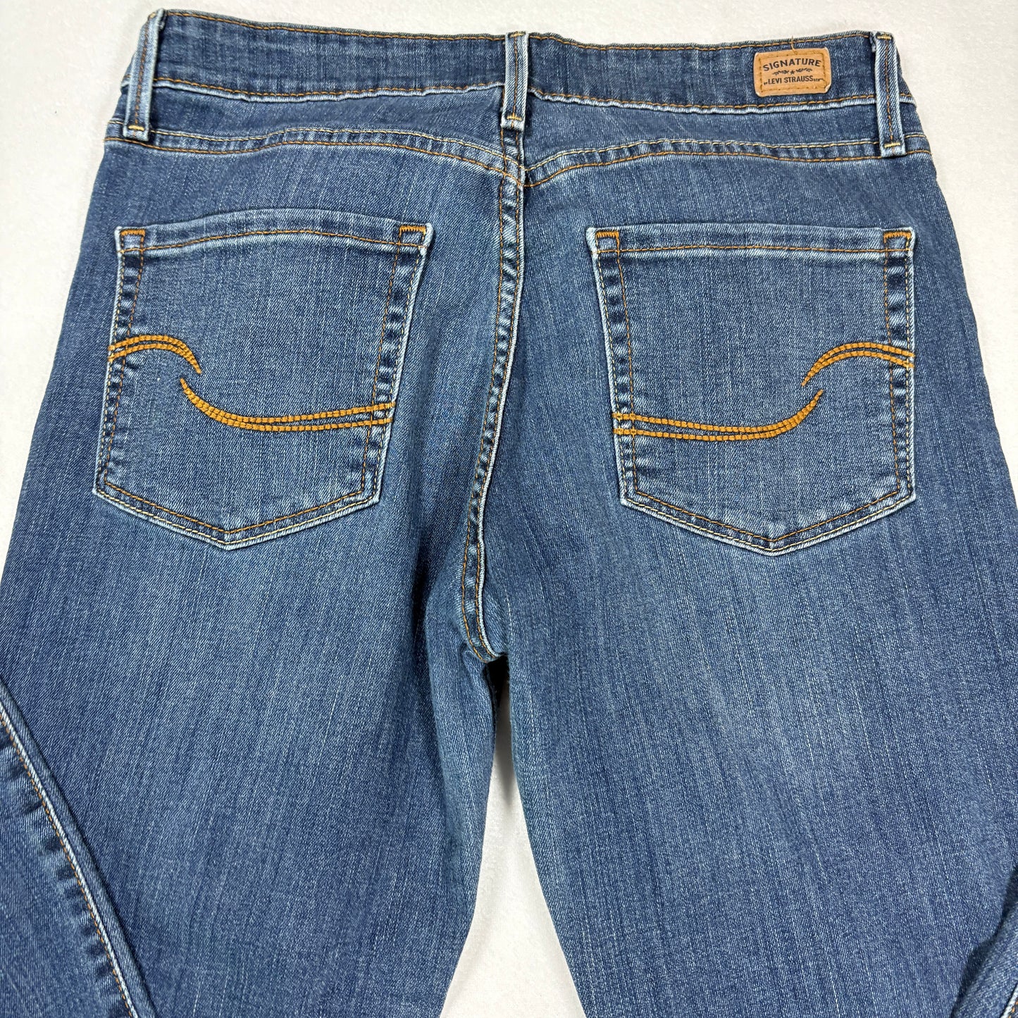 Levis Signature Womens Jeans Size 6 W28 Straight Leg Blue Denim Classic Vintage
