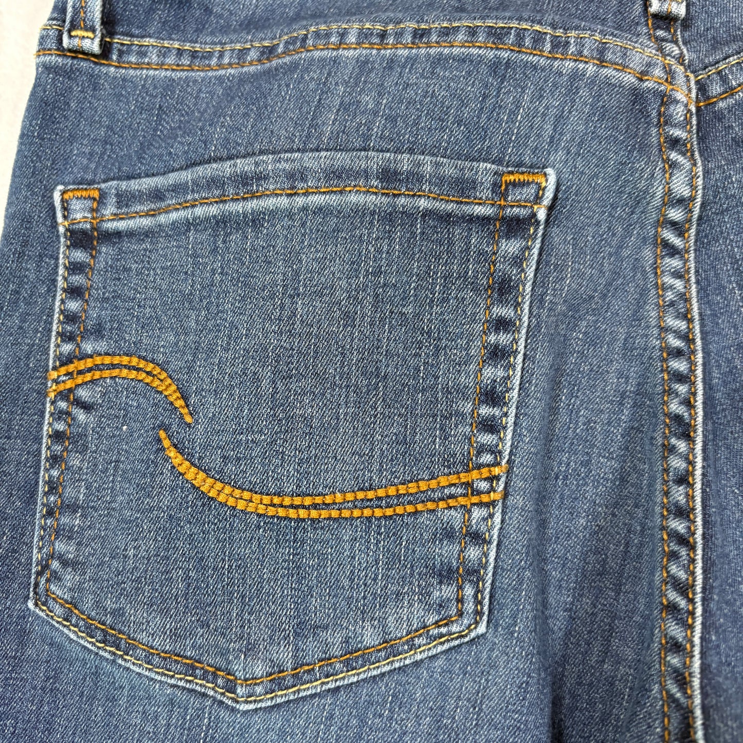 Levis Signature Womens Jeans Size 6 W28 Straight Leg Blue Denim Classic Vintage