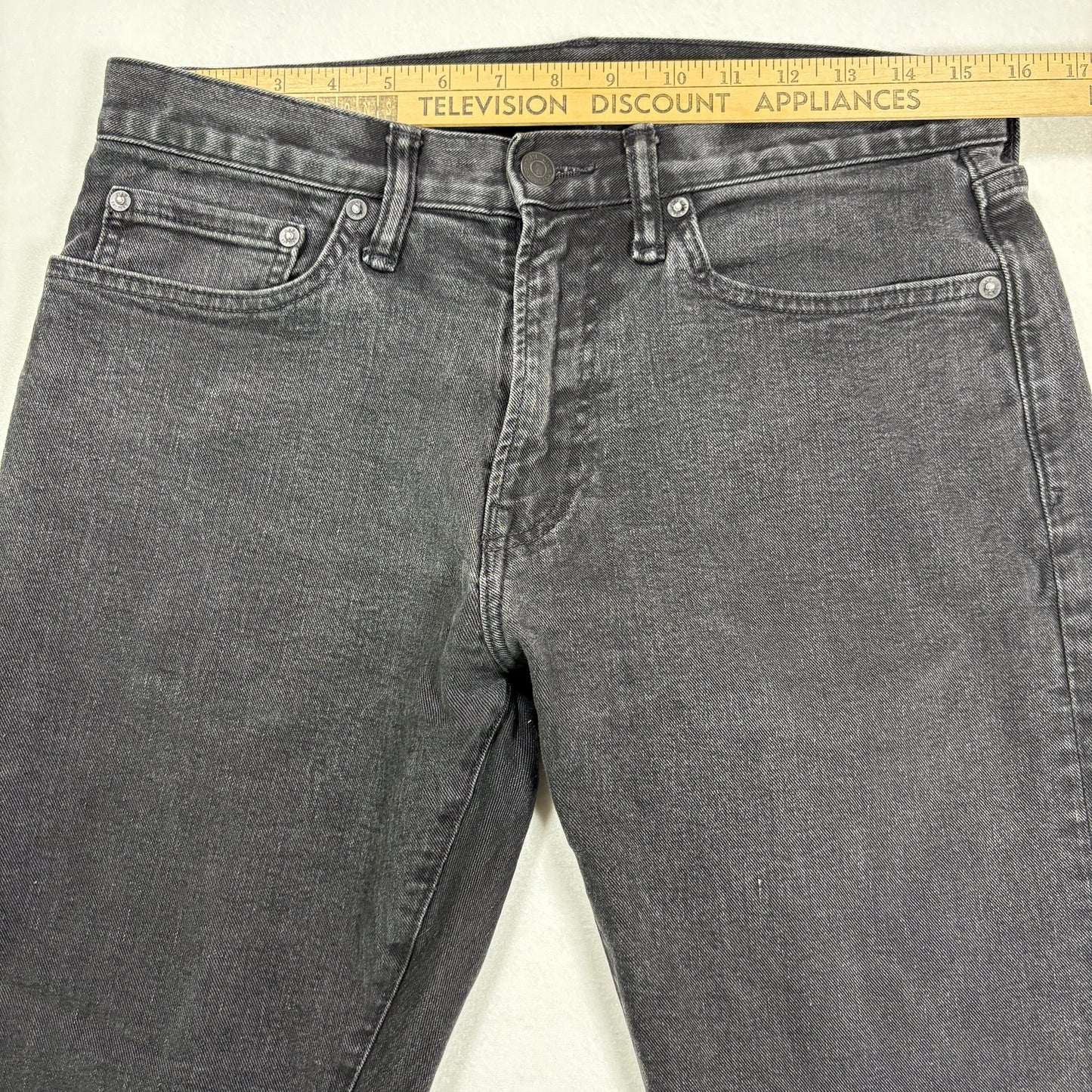 GAP Mens Jeans 30x30 Athletic Taper Gray Denim Slim Fit Y2K Vintage Modern