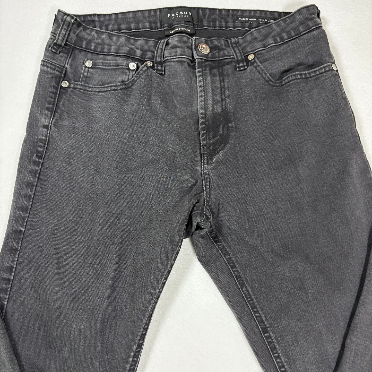 PacSun Mens Jeans 32x30 Black Stacked Skinny Active Stretch Denim Distressed Patch