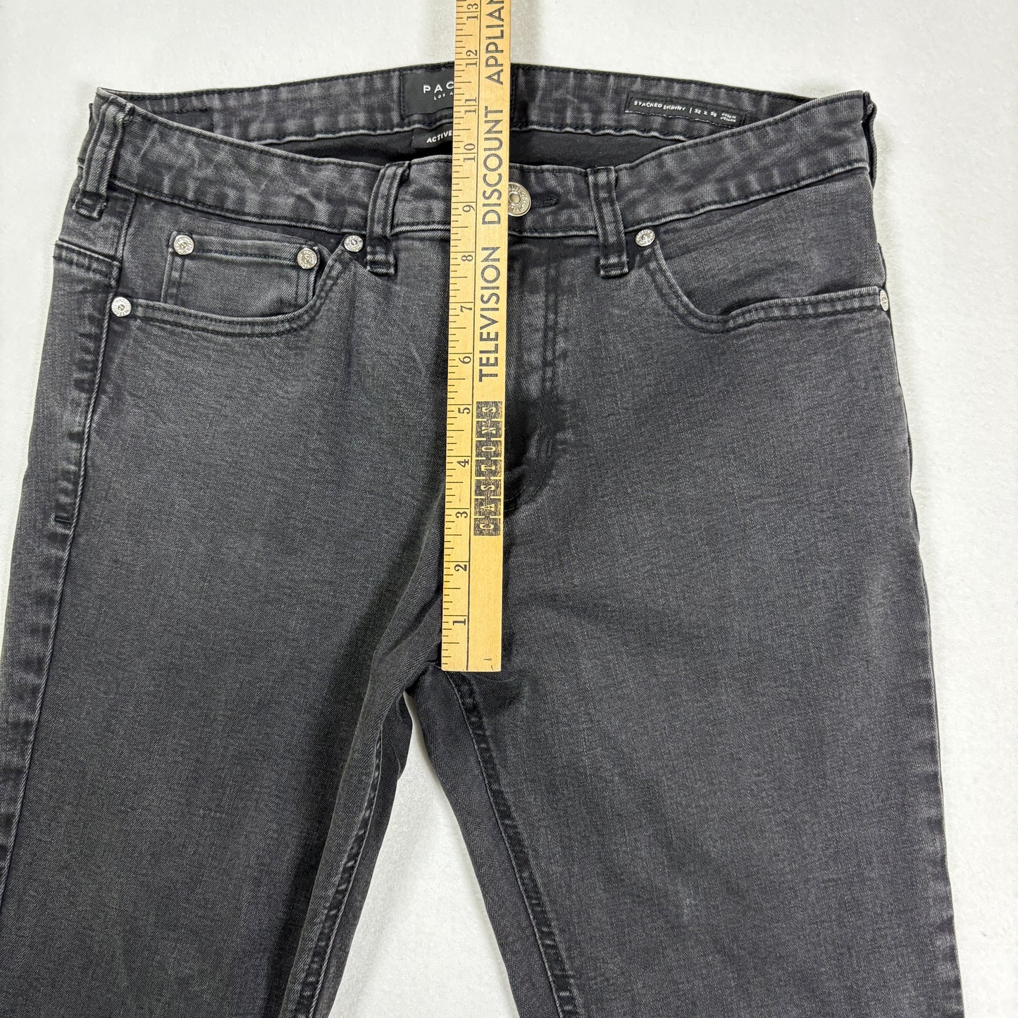 PacSun Mens Jeans 32x30 Black Stacked Skinny Active Stretch Denim Distressed Patch