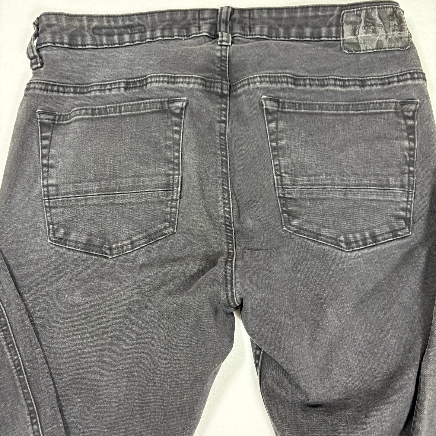 PacSun Mens Jeans 32x30 Black Stacked Skinny Active Stretch Denim Distressed Patch