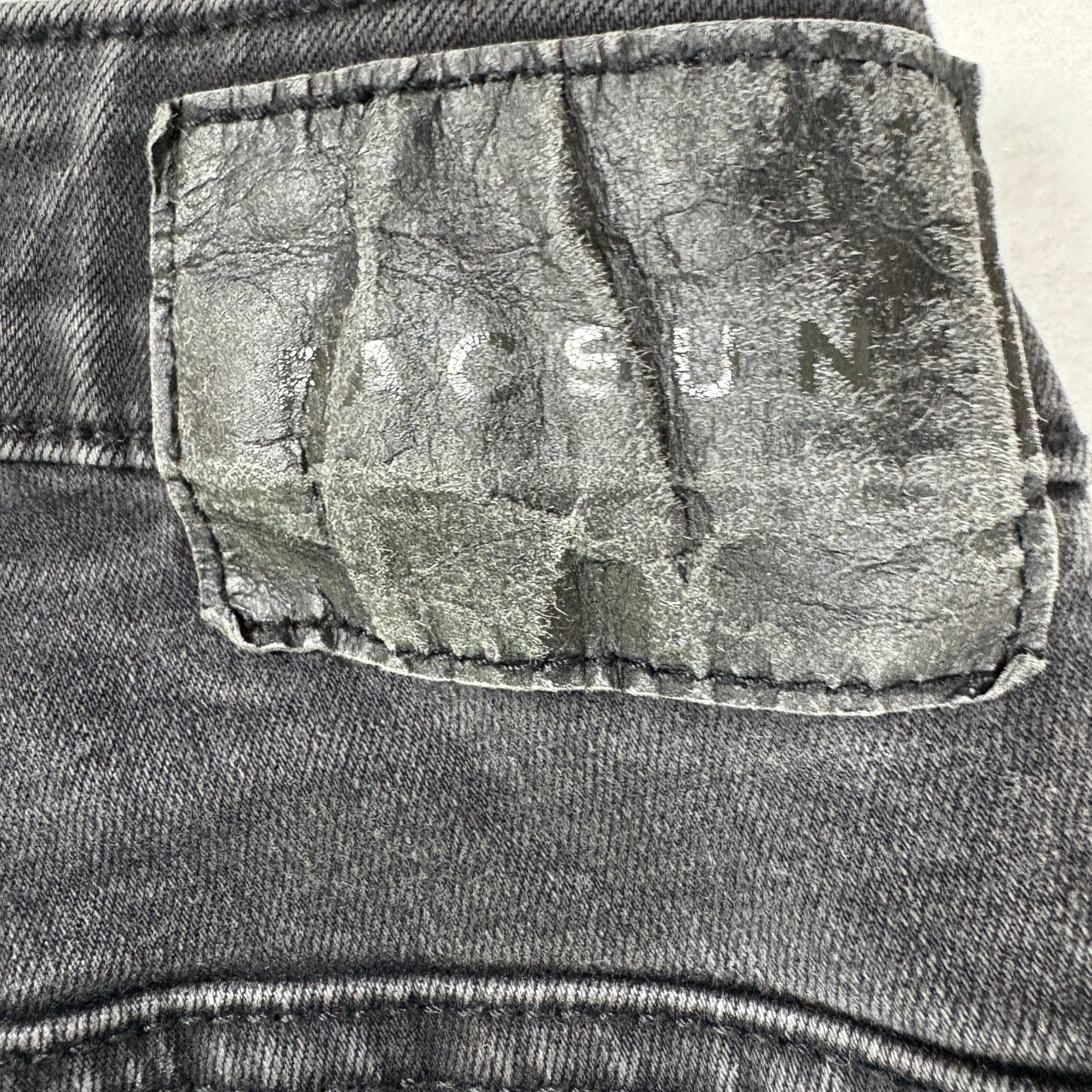 PacSun Mens Jeans 32x30 Black Stacked Skinny Active Stretch Denim Distressed Patch