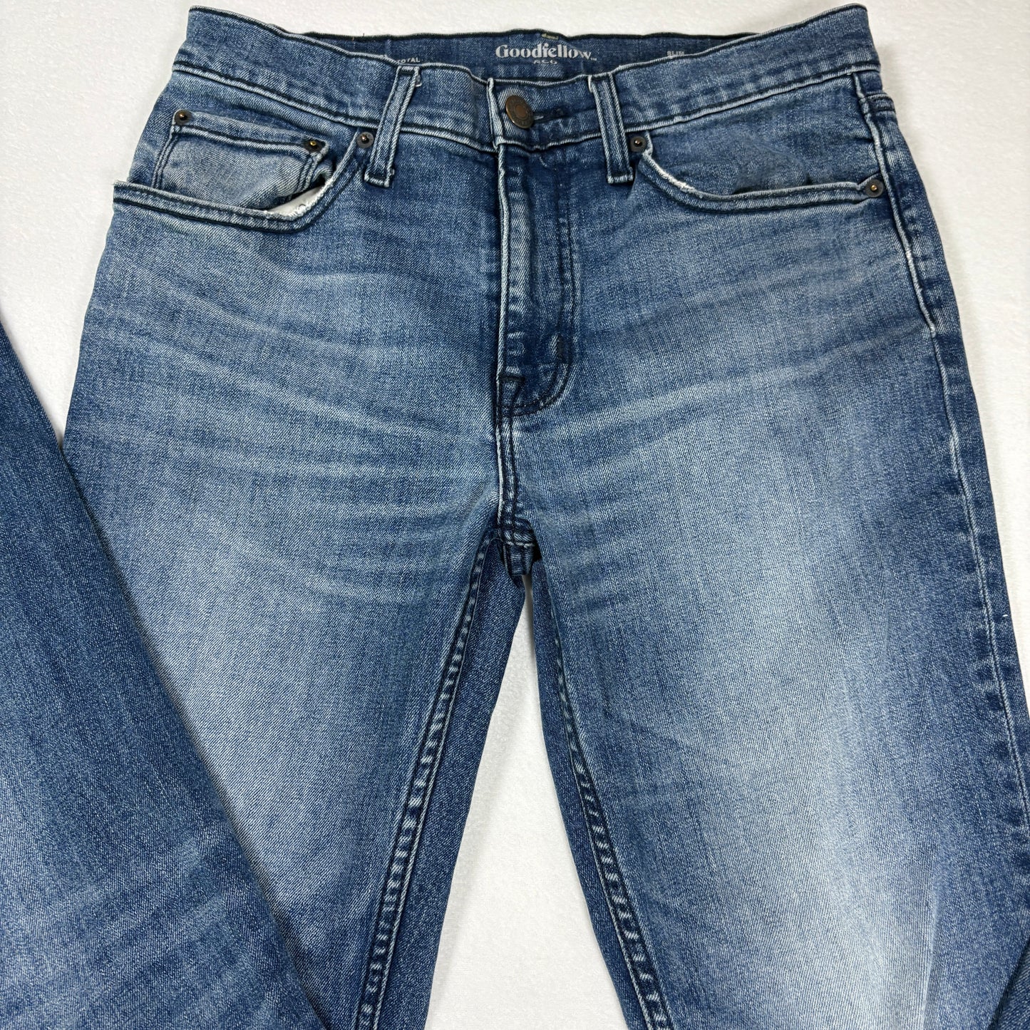 Goodfellow mens blue denim jeans size 30x32 slim fit stretch total flex vintage