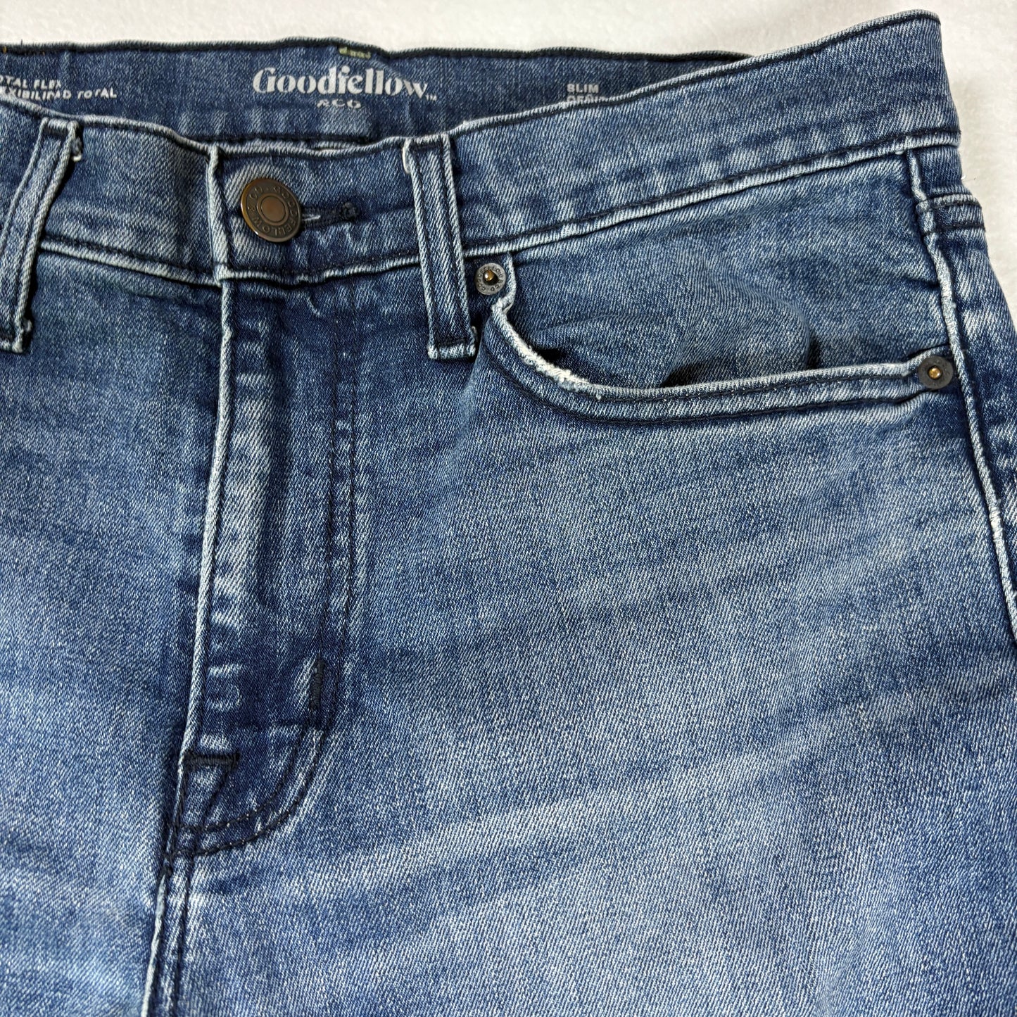 Goodfellow mens blue denim jeans size 30x32 slim fit stretch total flex vintage