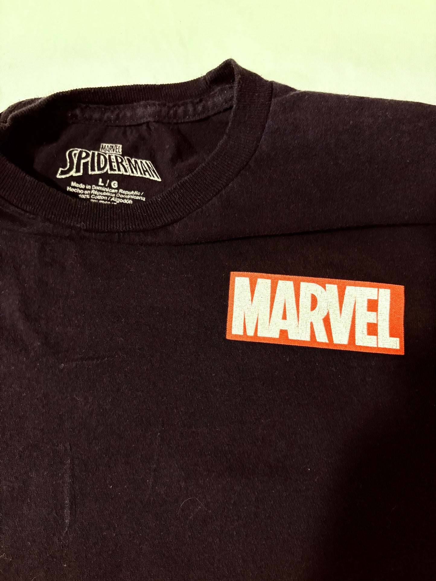 Marvel Spider-Man T-Shirt Men’s L Comic Cover Graphic Black Tee Hero Vintage