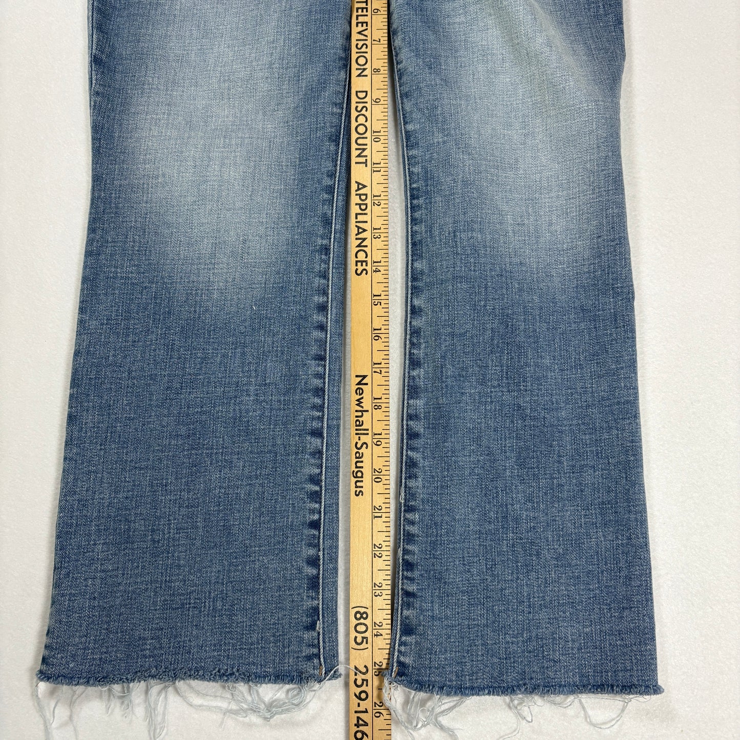 Aeropostale womens blue denim jeans size 8 mid rise kick crop raw hem Y2K vintage
