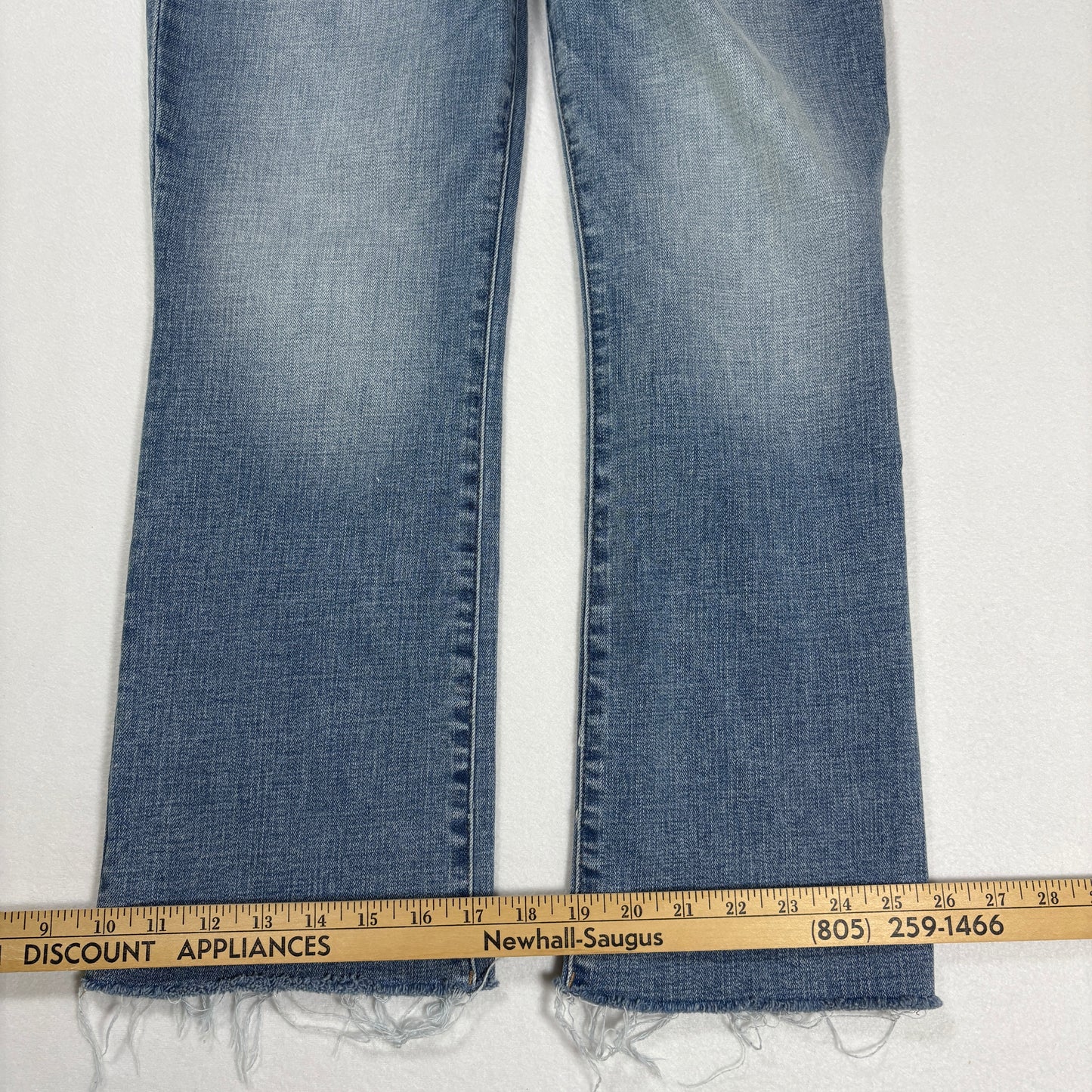 Aeropostale womens blue denim jeans size 8 mid rise kick crop raw hem Y2K vintage