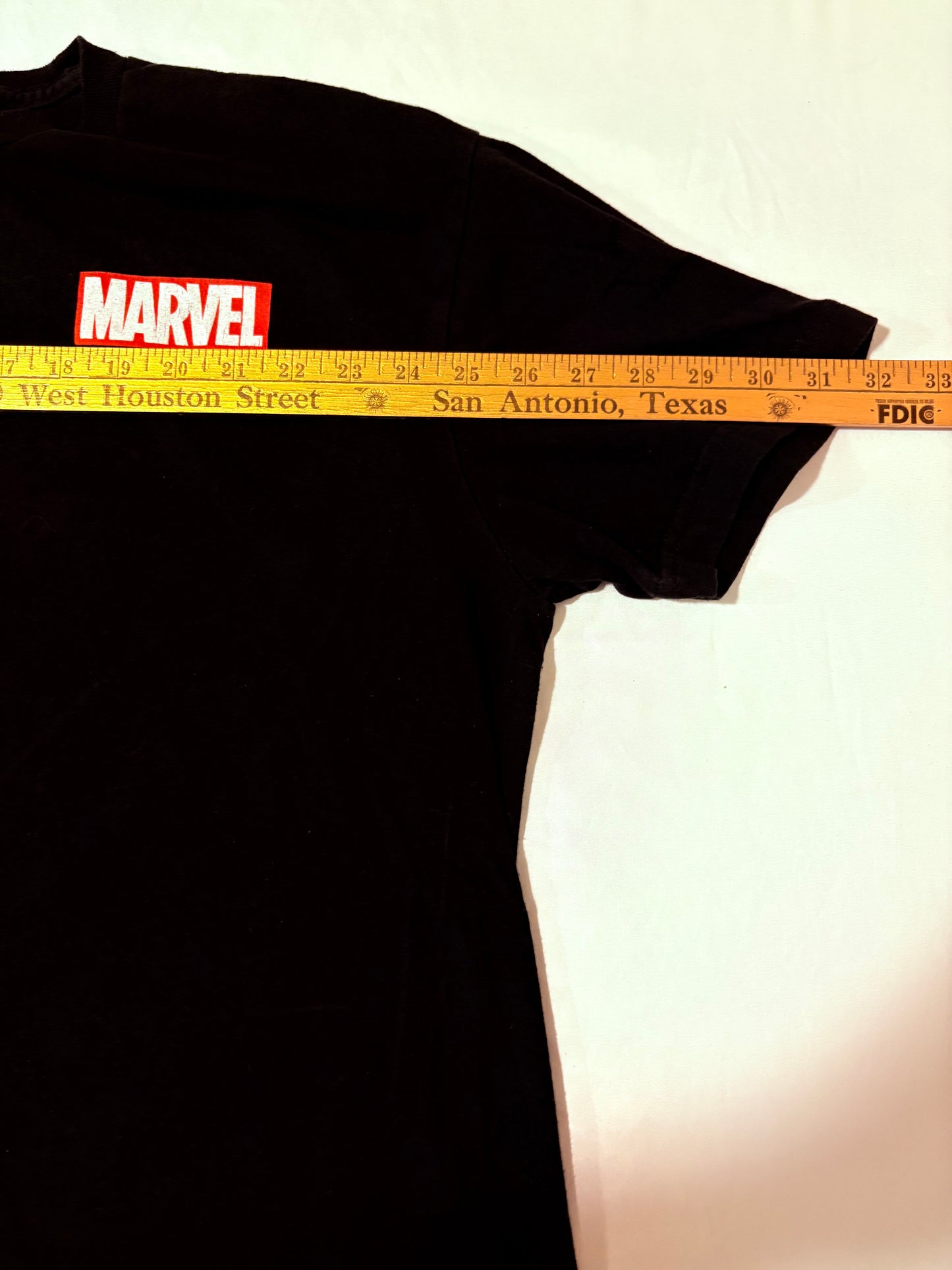 Marvel Spider-Man T-Shirt Men’s L Comic Cover Graphic Black Tee Hero Vintage
