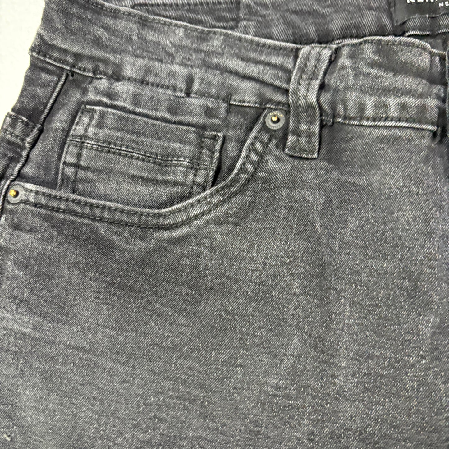 Kenneth Cole mens black denim jeans size 34x30 slim fit Y2K vintage grunge stretch