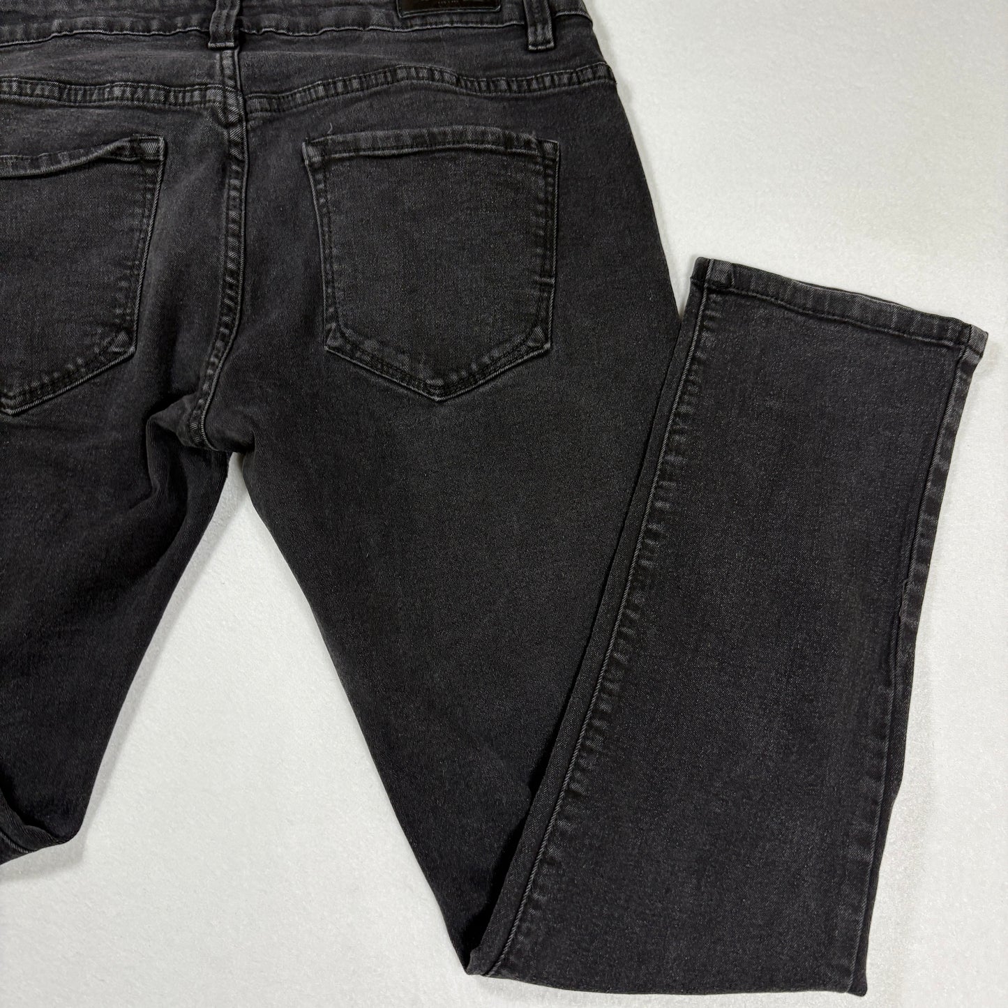 Kenneth Cole mens black denim jeans size 34x30 slim fit Y2K vintage grunge stretch
