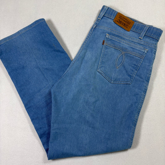 Levis Mens Jeans 38x30 Light Blue Denim Straight Leg Classic Fit Guatemala