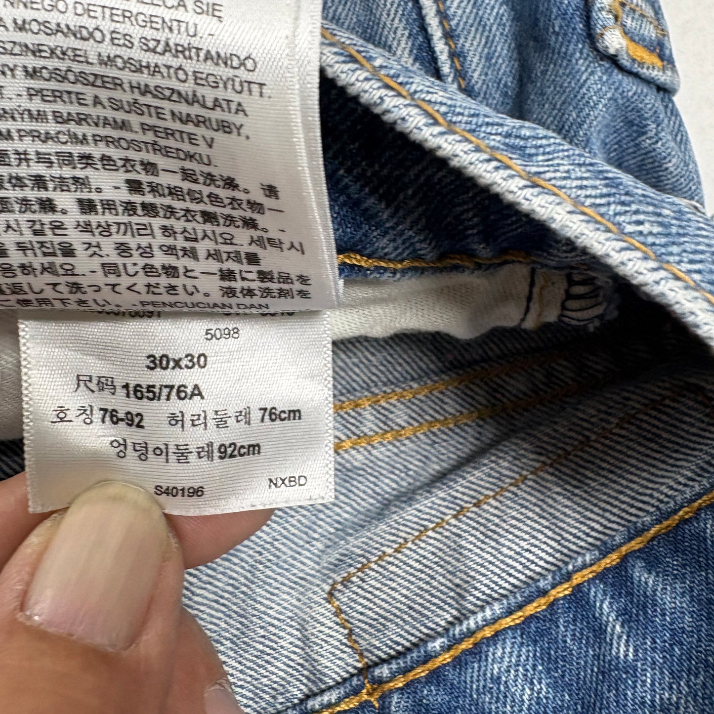 Levi’s mens 502 blue denim jeans size 30x30 tapered Y2K vintage grunge faded wash