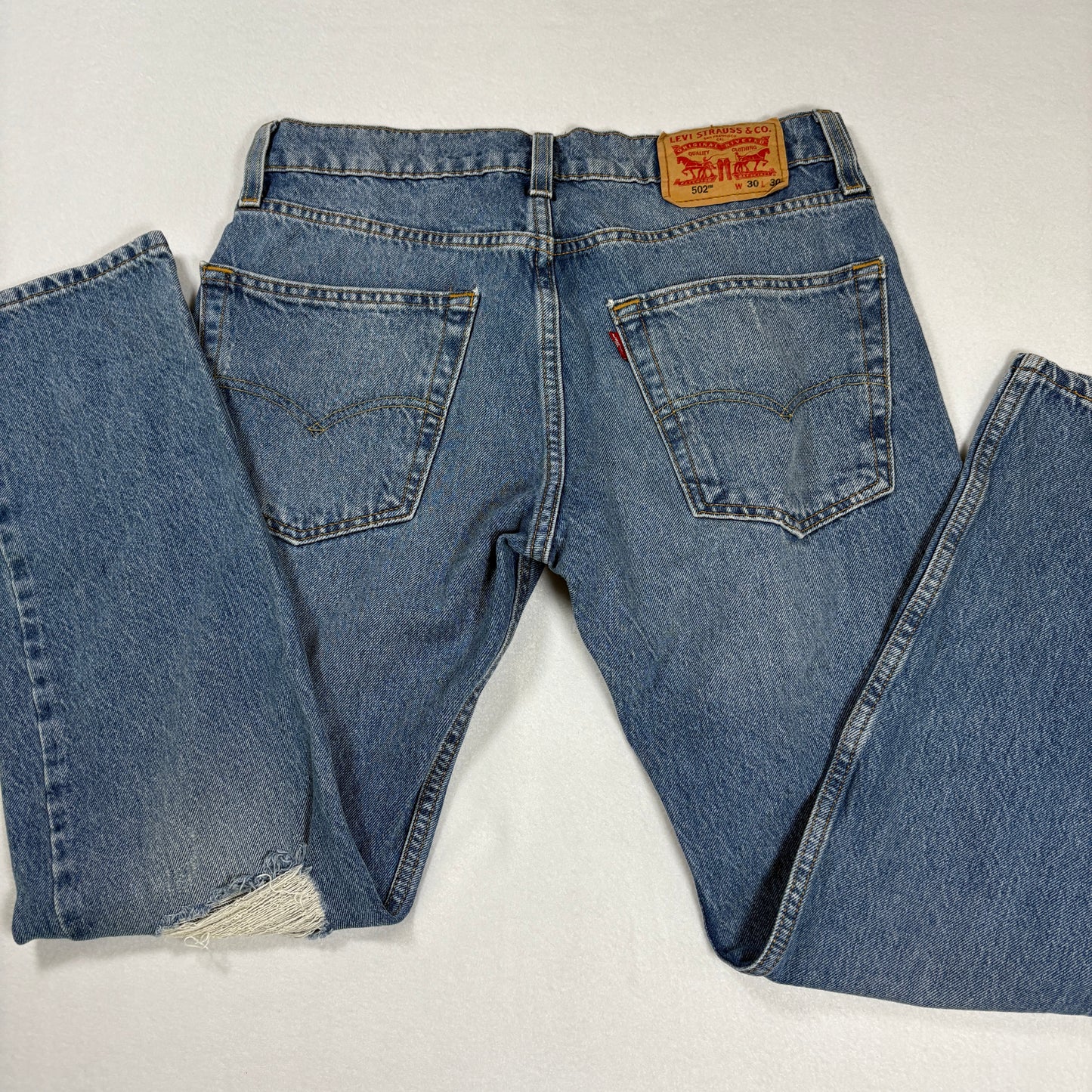 Levi’s mens 502 blue denim jeans size 30x30 tapered Y2K vintage grunge faded wash