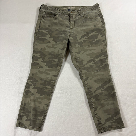 High Rise Skinny Crop Camo Pants Womens Tag 14 Fits Like 34X25 Green Stretch
