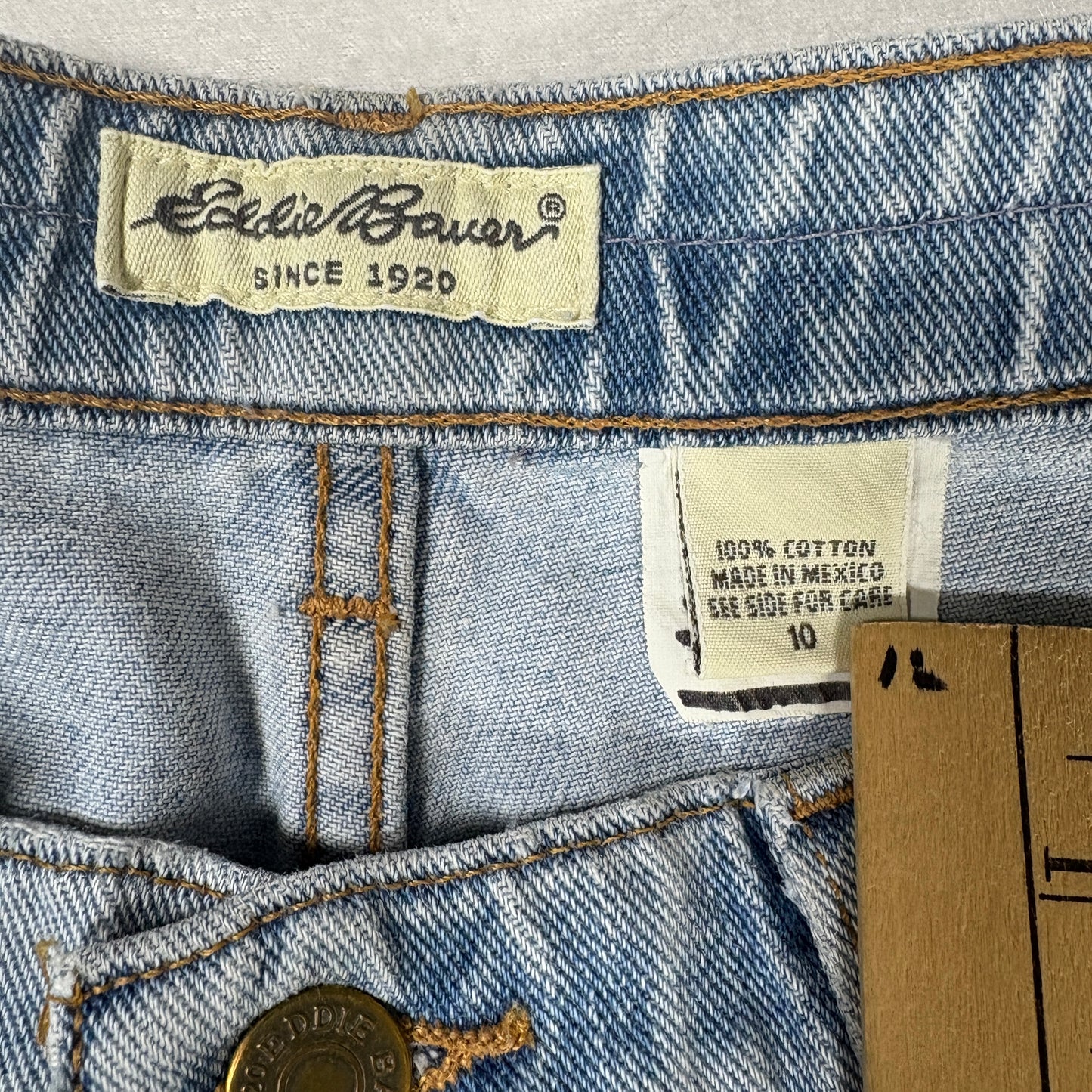 Eddie Bauer Womens Jeans 10 Baggy 90s Vintage Y2K High Rise Light Wash Denim