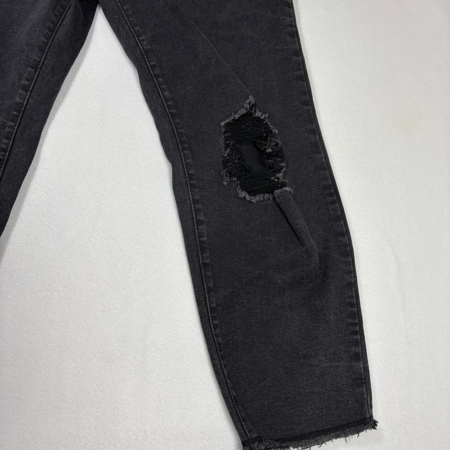 Levi Strauss Womens Black Mom Jeans Size 4 W27 High Rise Slim Straight Denim