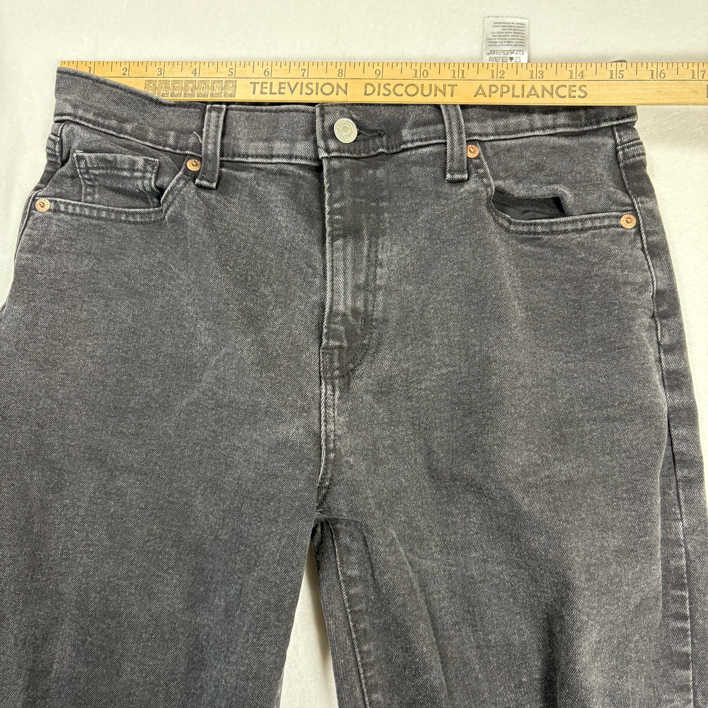 Levi Strauss Womens Black Mom Jeans Size 4 W27 High Rise Slim Straight Denim