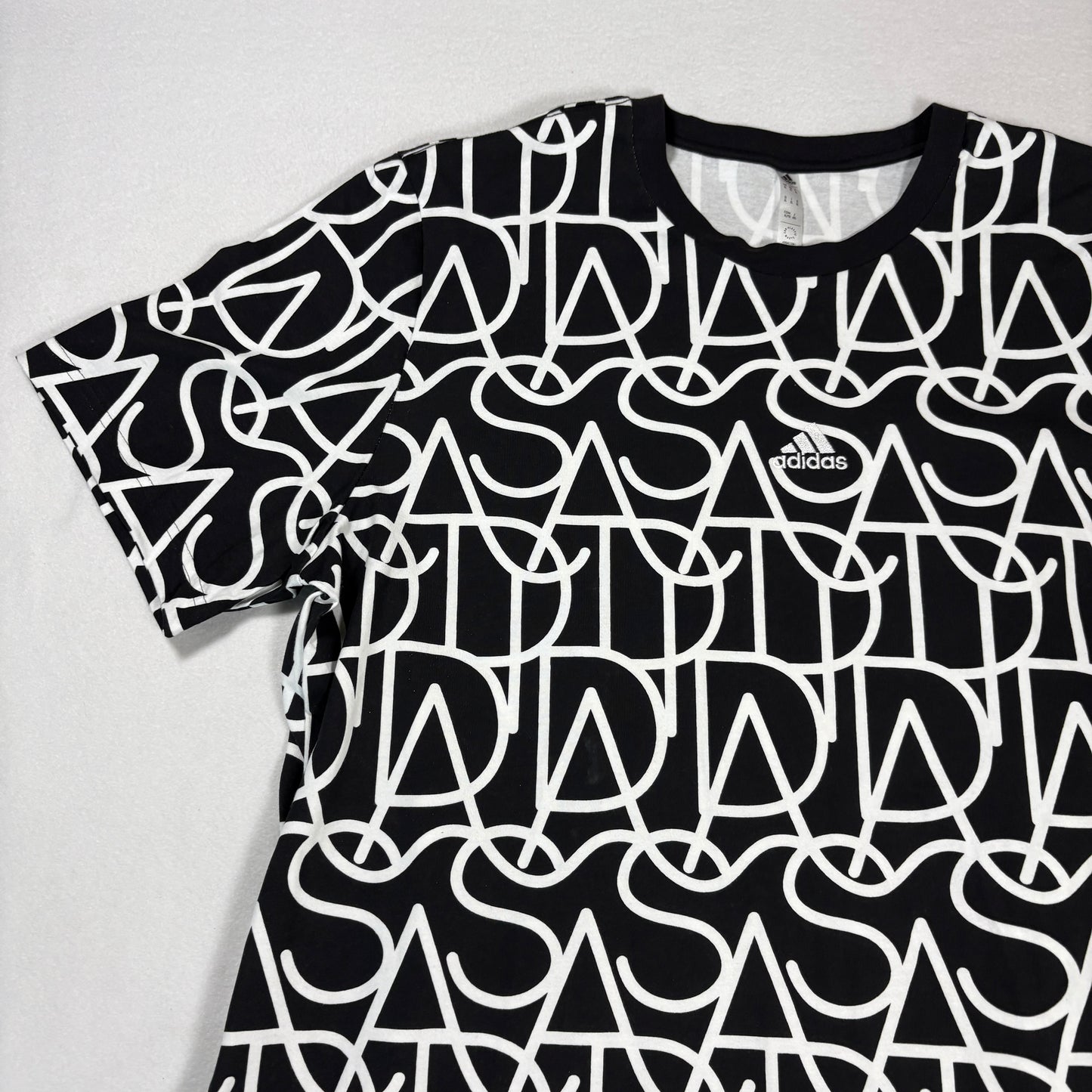 Adidas Mens XL T Shirt Black White Graphic Logo Tee NWOT All Over Print