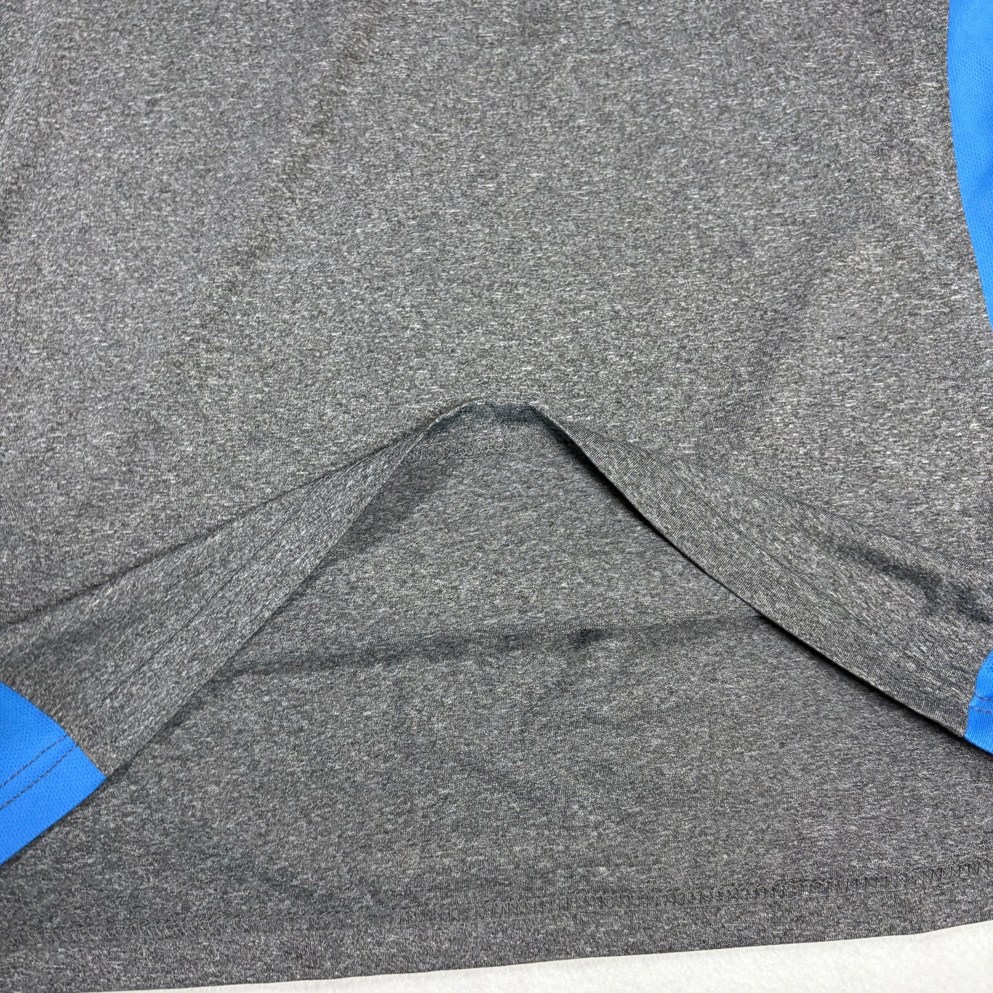 NFL Team Apparel Mens XL Los Angeles Chargers T Shirt Gray Blue Logo Tee