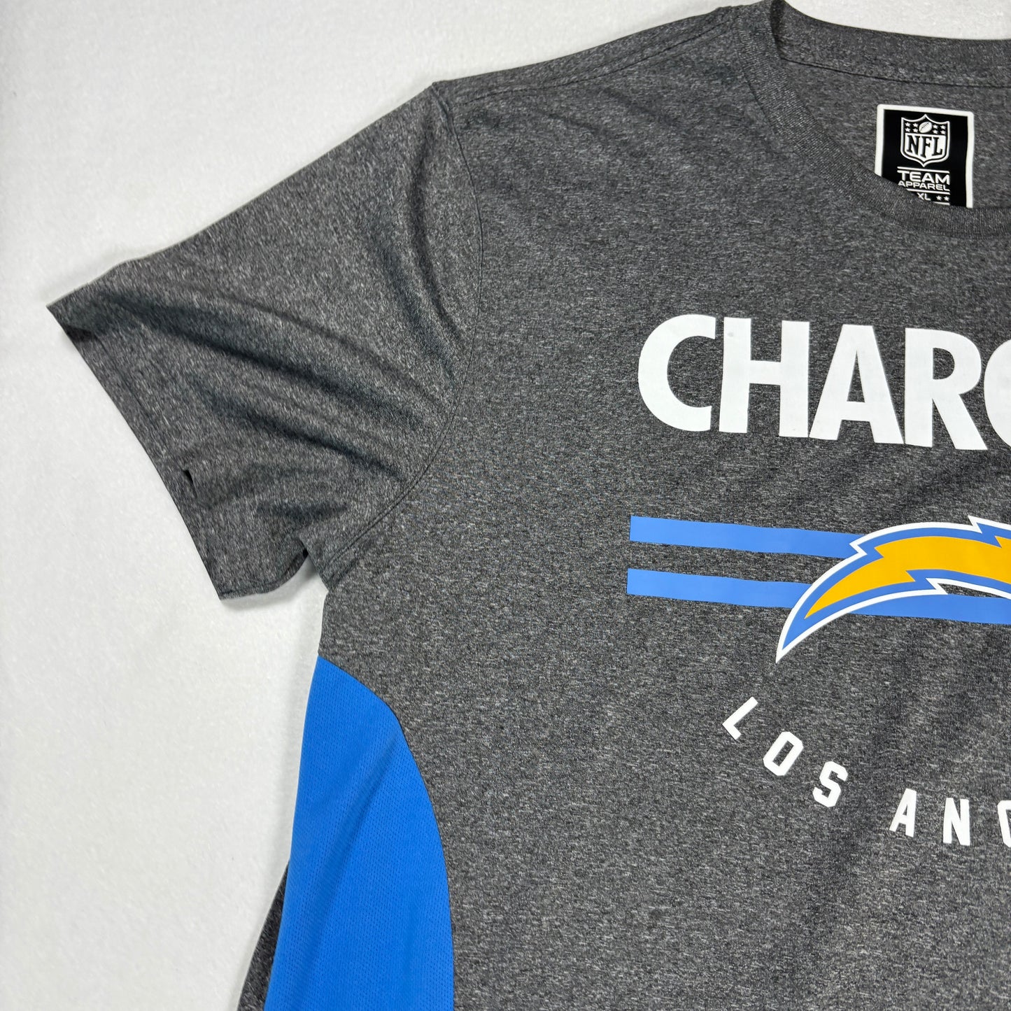 NFL Team Apparel Mens XL Los Angeles Chargers T Shirt Gray Blue Logo Tee