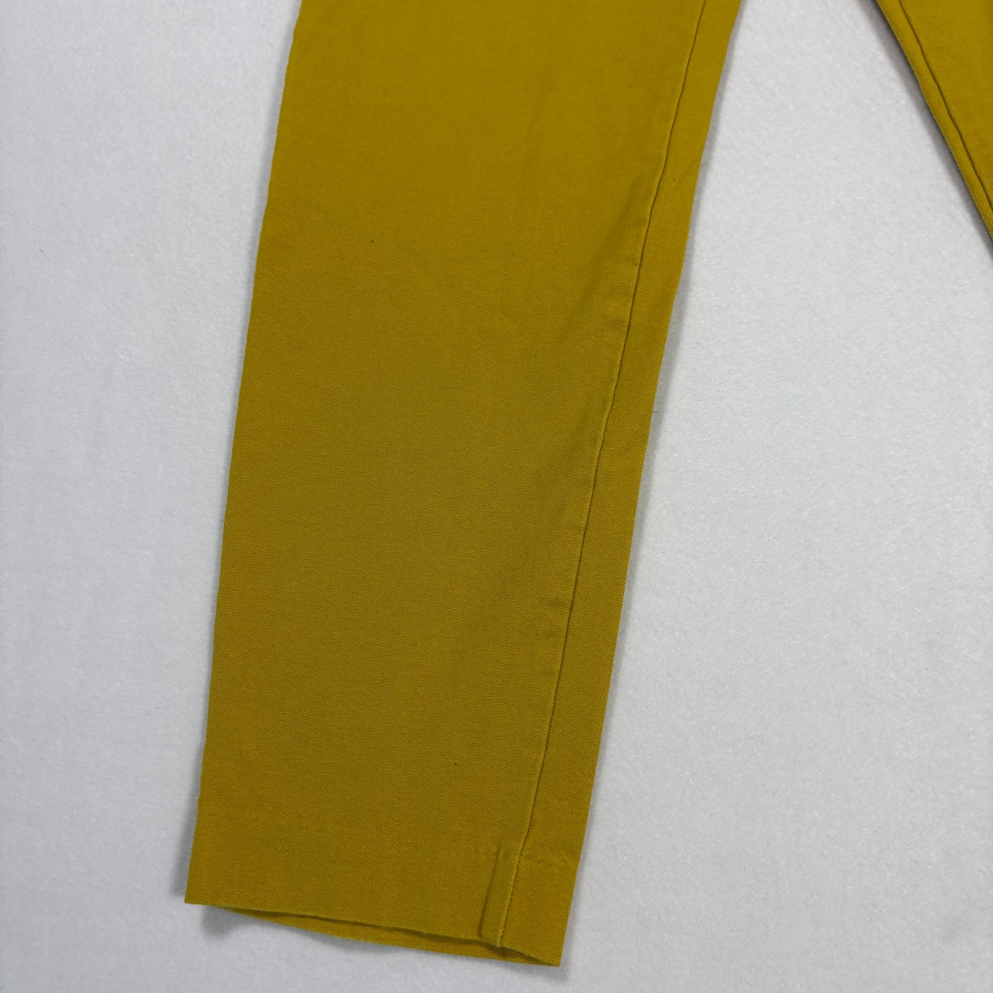Old Navy Womens Pixie Pants Size 6 Mustard Yellow Mid Rise Slim Fit Stretch Chino