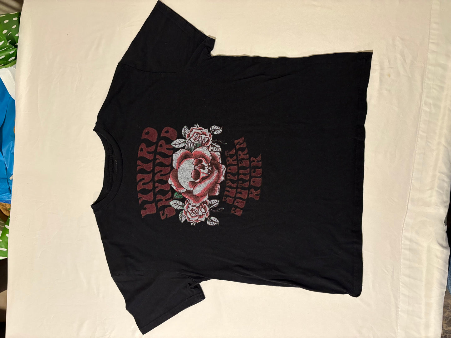 Lynyrd Skynyrd T-Shirt L Support Southern Rock Rose Graphic Tee 2022 Black