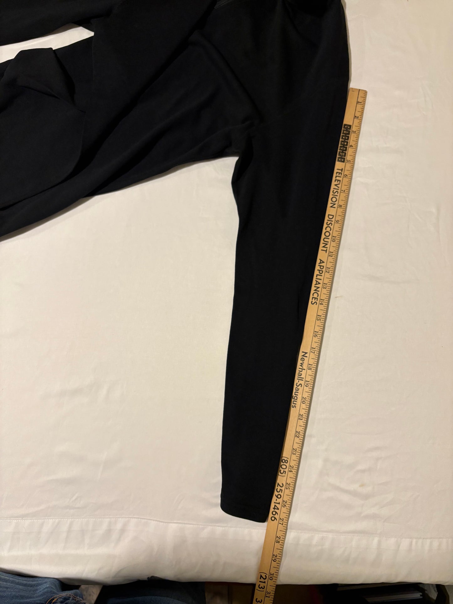 MEC Mens XL Black Base Layer Shirt Mountain Equipment Co-op Thermal Top