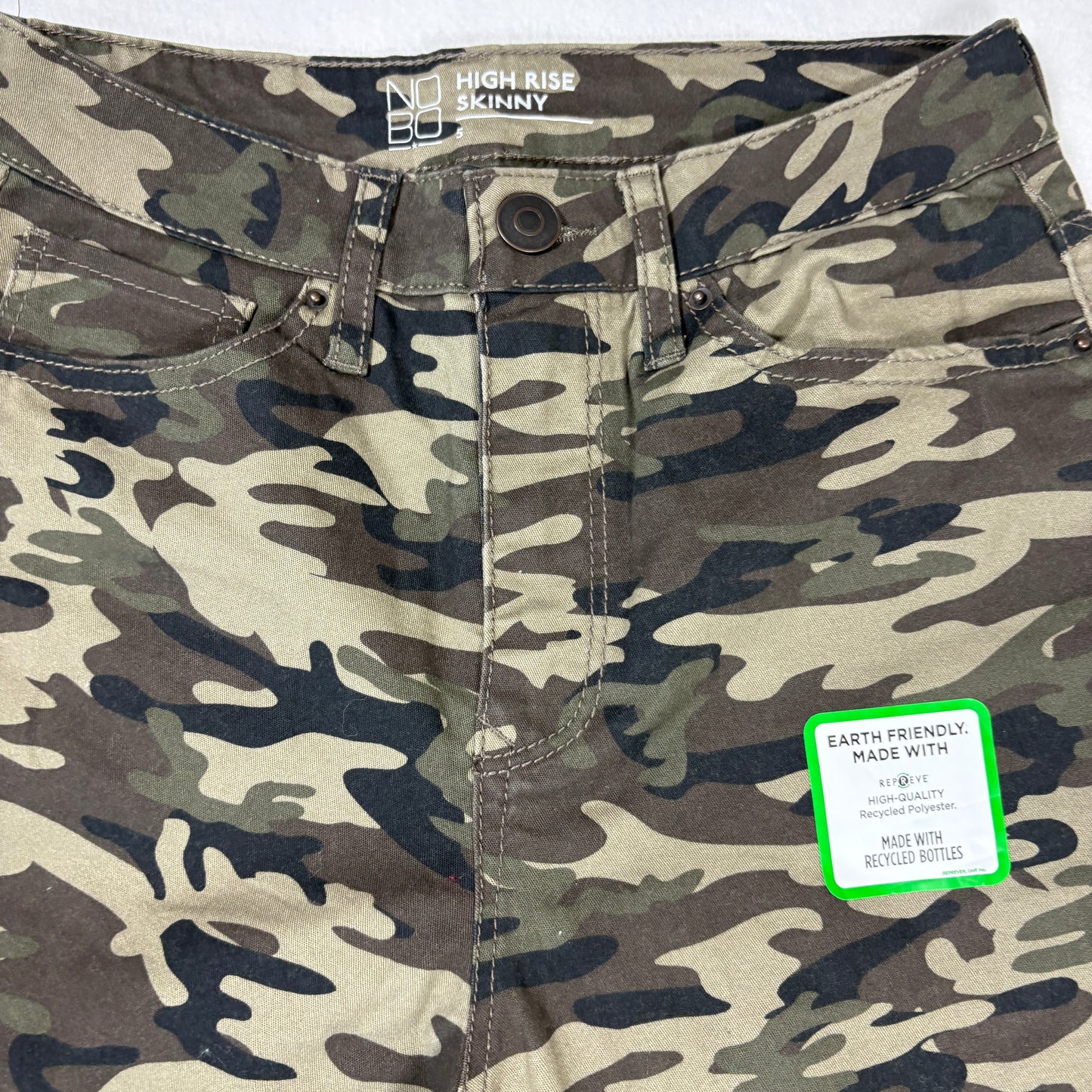 No Boundaries Womens Camo High Rise Skinny Jeans Size 5 NWT Y2K Grunge Stretch