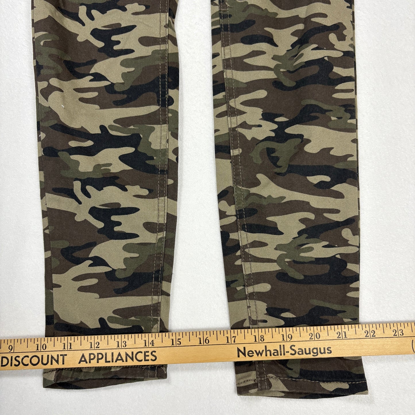 No Boundaries Womens Camo High Rise Skinny Jeans Size 5 NWT Y2K Grunge Stretch