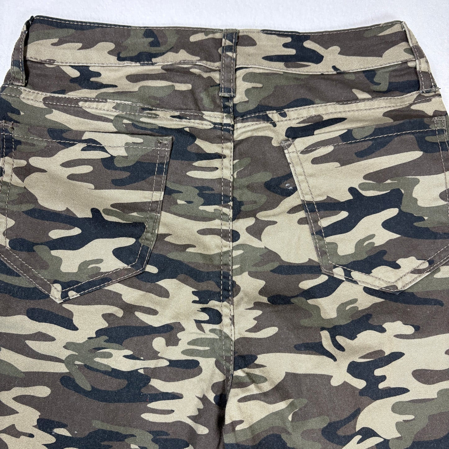 No Boundaries Womens Camo High Rise Skinny Jeans Size 5 NWT Y2K Grunge Stretch