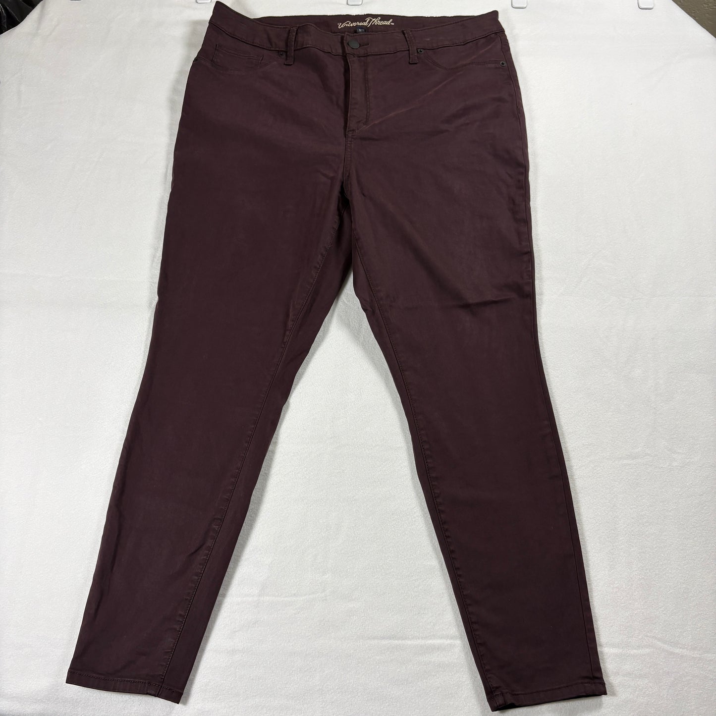 Universal Thread Pants Womens 16W Burgundy Stretch Skinny Plus Size Retro Style