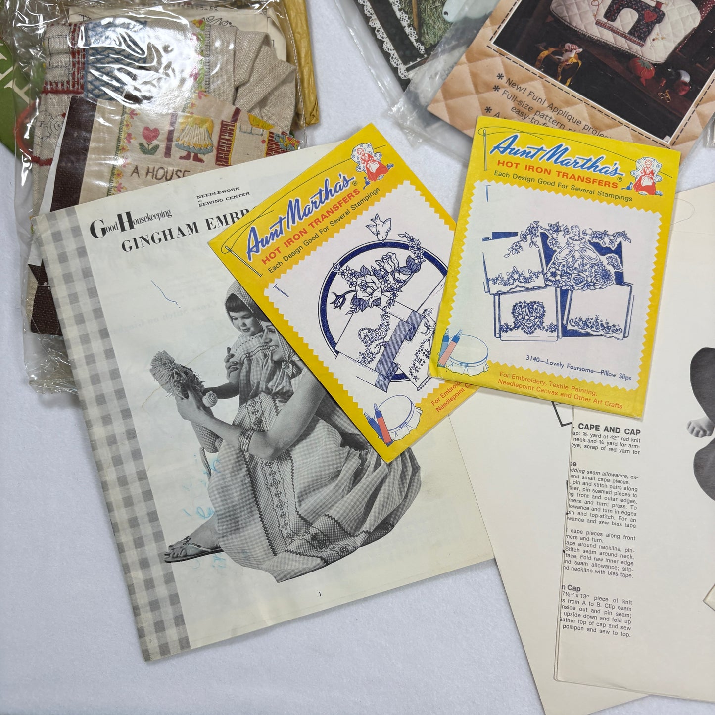 Vintage Sewing Craft Pattern Lot 25+ Embroidery Applique Quilt Cross Stitch Doll