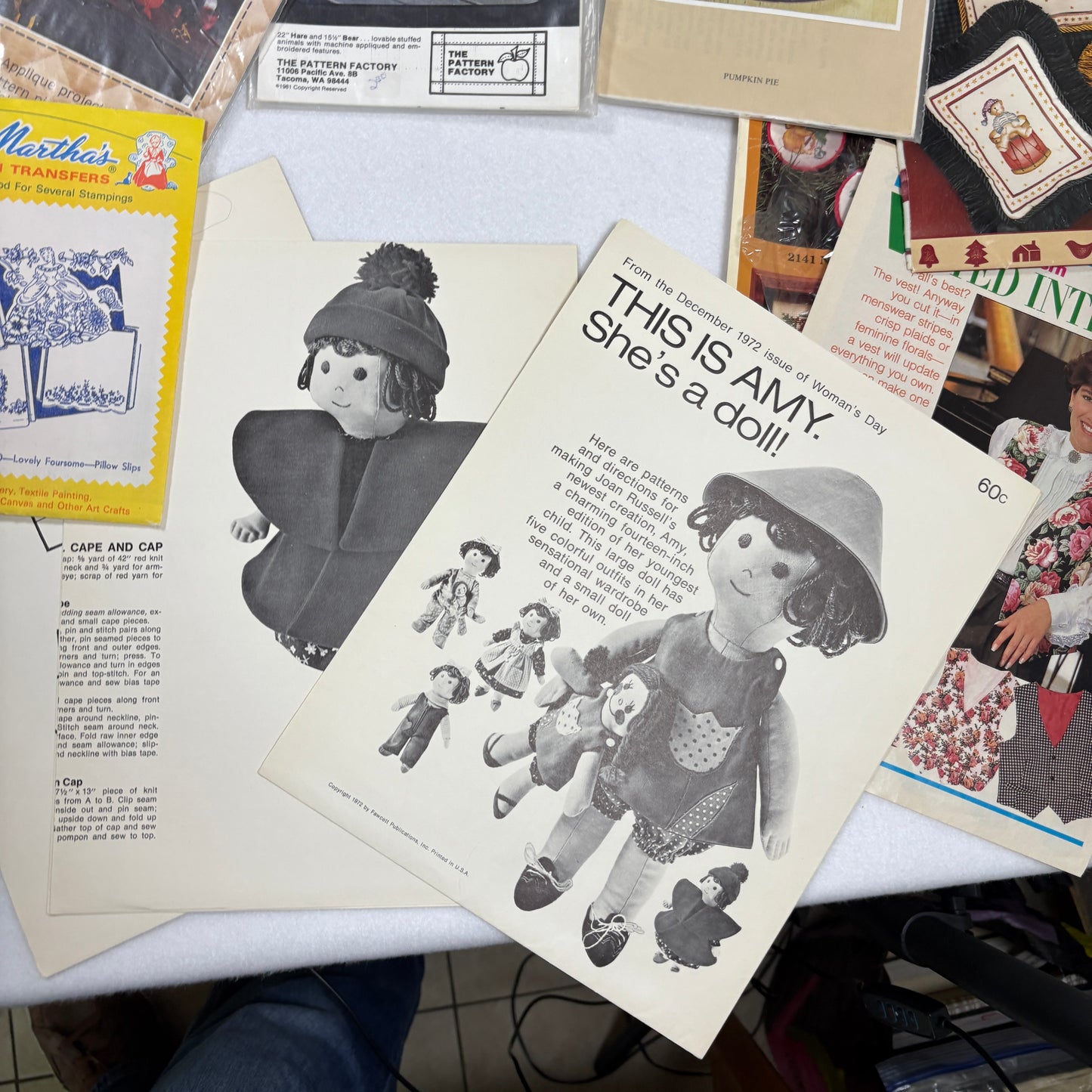 Vintage Sewing Craft Pattern Lot 25+ Embroidery Applique Quilt Cross Stitch Doll