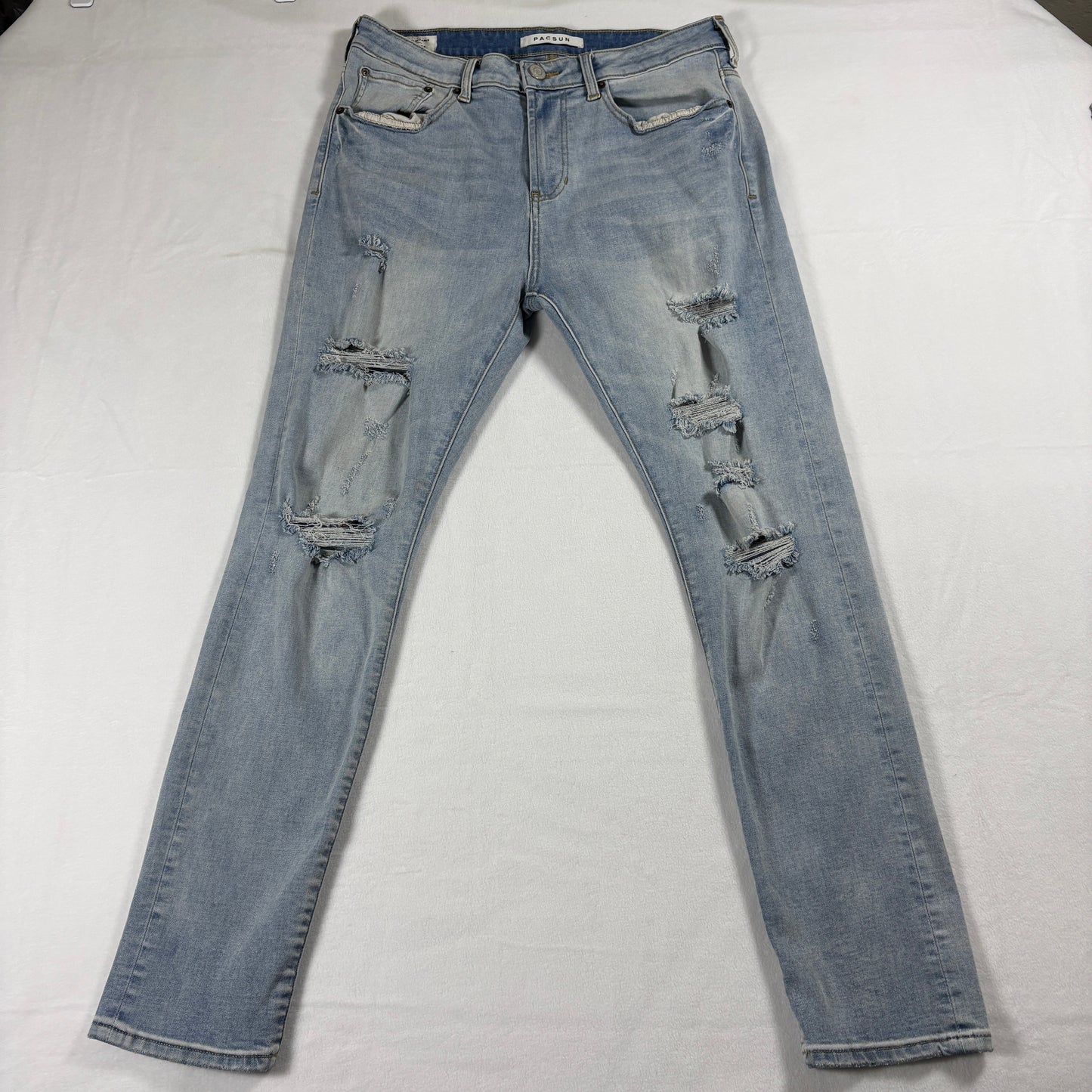 Light Wash Distressed Slim Taper Jeans Mens 31x32 Vintage Y2K Grunge Style Denim